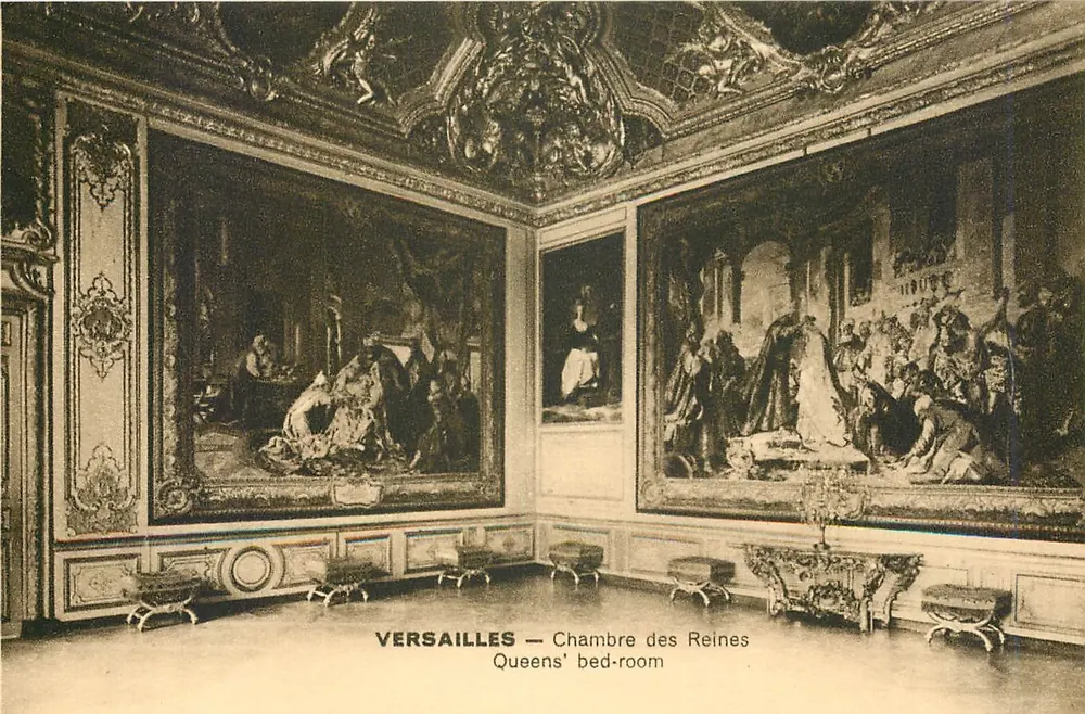 Versailles — Quarto das Rainhas — A. Bouthier - Frente