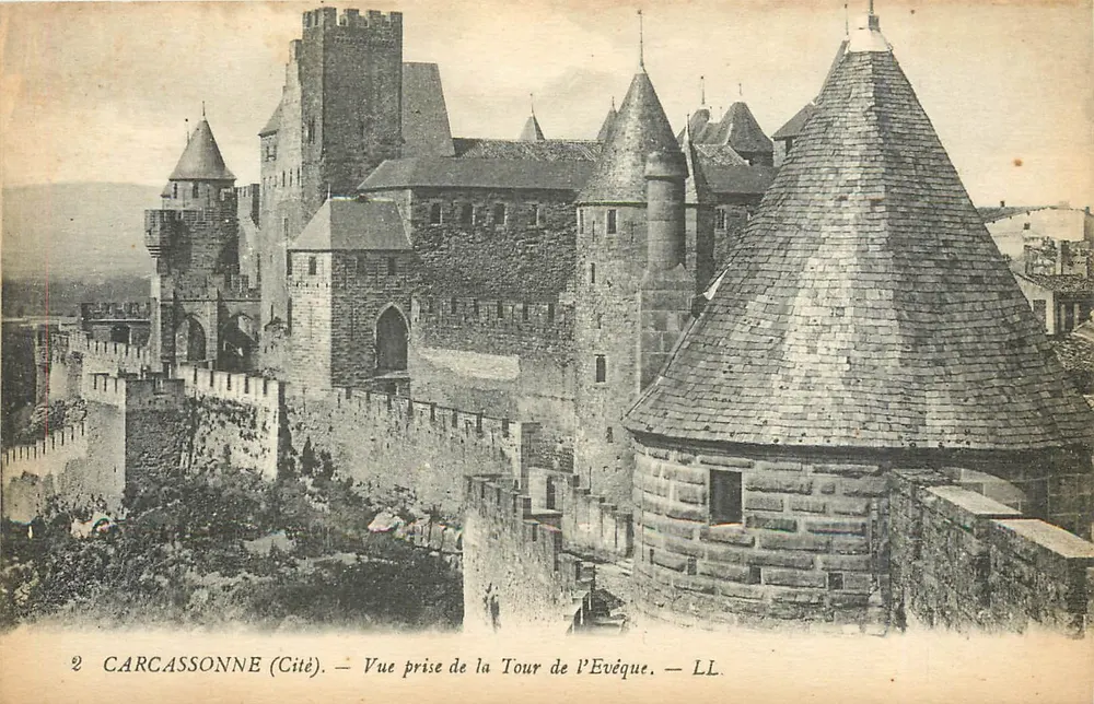 Carcassonne (Stadt) — Ansicht vom Turm des Bischofs — LL. - Vorderseite