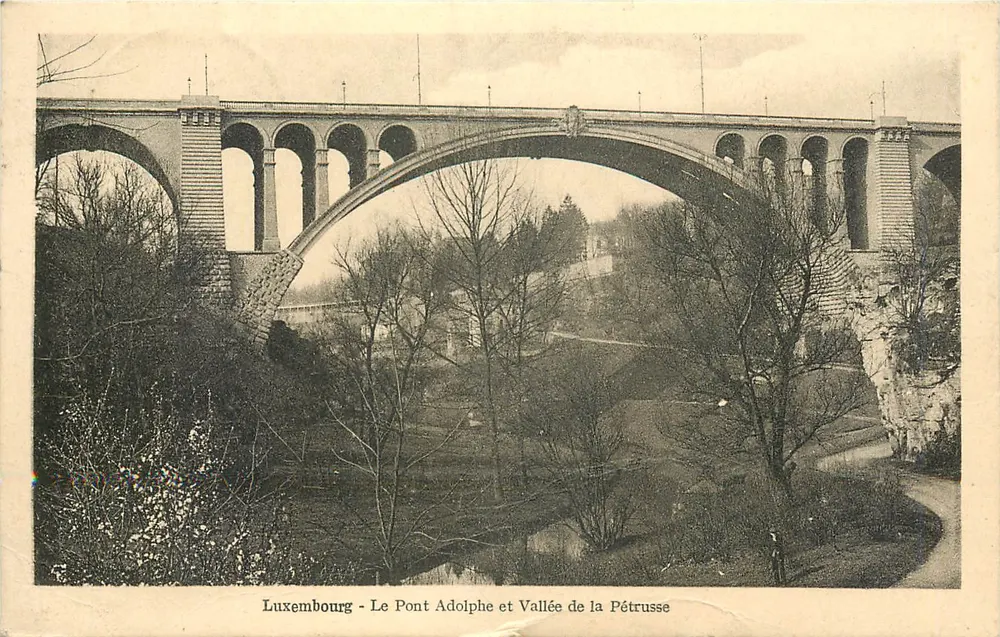 Luxemburg - Brücke Adolphe und Tal der Pétrusse — C. Schoren, Fotograf - Vorderseite