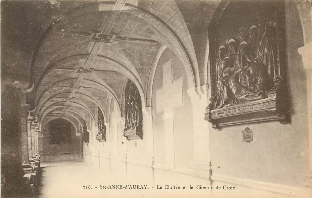 Ste-Anne-d'Auray - Het Cloister en het Kruisweg - Voorkant