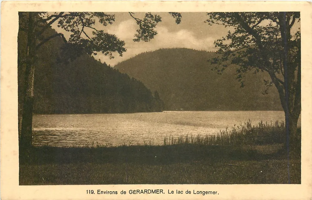 Environs de GERARDMER — O lago de Longemer — n°119 - Frente