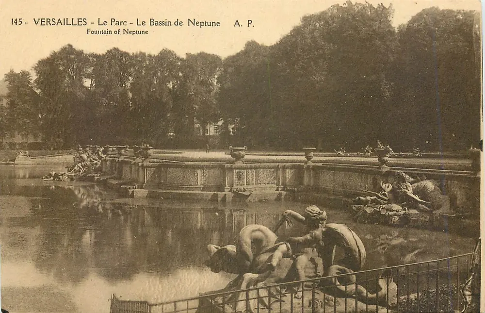 Versailles - Der Park - Der Neptunbrunnen — A.P. — n° 145 - Vorderseite