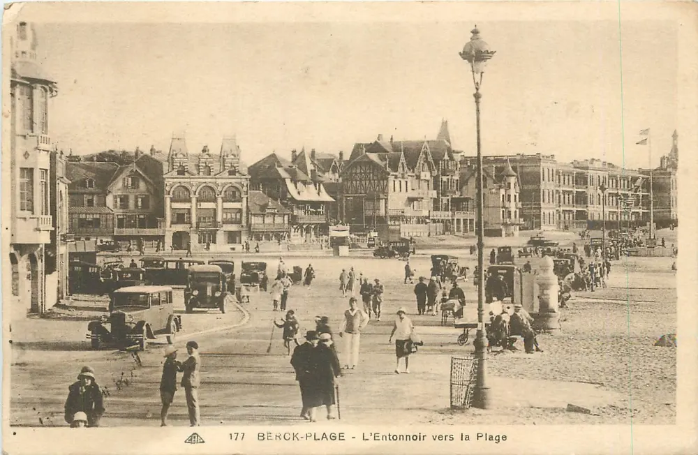 Berck-Plage - La Conchiglia verso la Spiaggia — editore Cie des Arts Photographiques, n° 177 - Recto