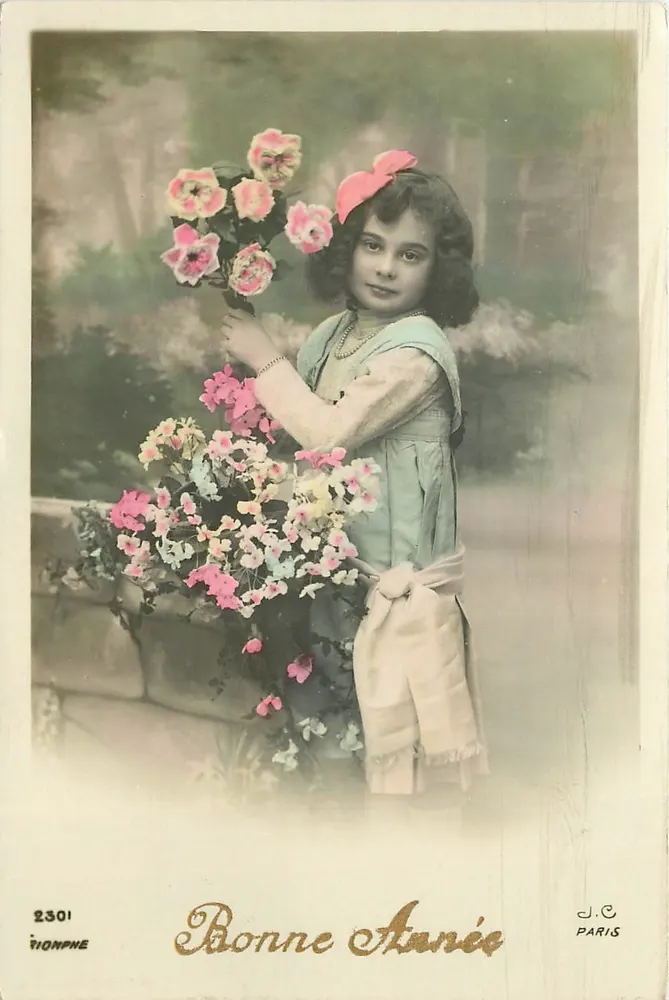 Menina com buquê de flores — Boa Ano — J.E. Paris, n° 2301 - Frente