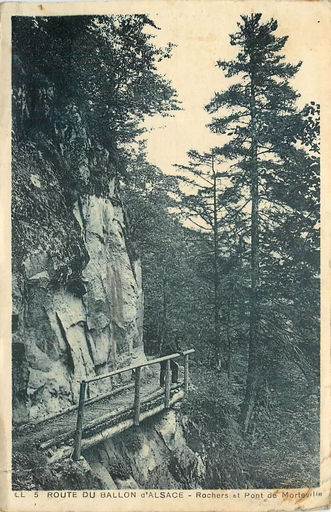 Route du Ballon d'Alsace — Rochers et Pont de Morteville — C° des Arts Photomécaniques Hohneck - Awers