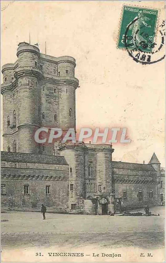 Vincennes — O Donjon — E. M. - Frente
