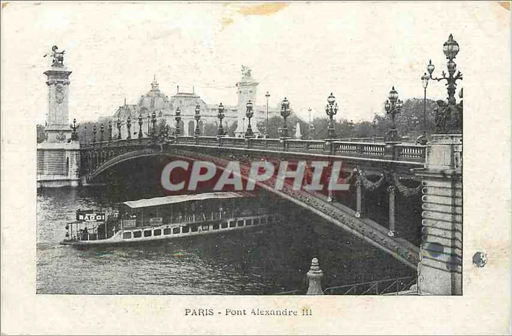 PARIS - Ponte Alexandre III — vista com barco na Seine — editor desconhecido - Frente