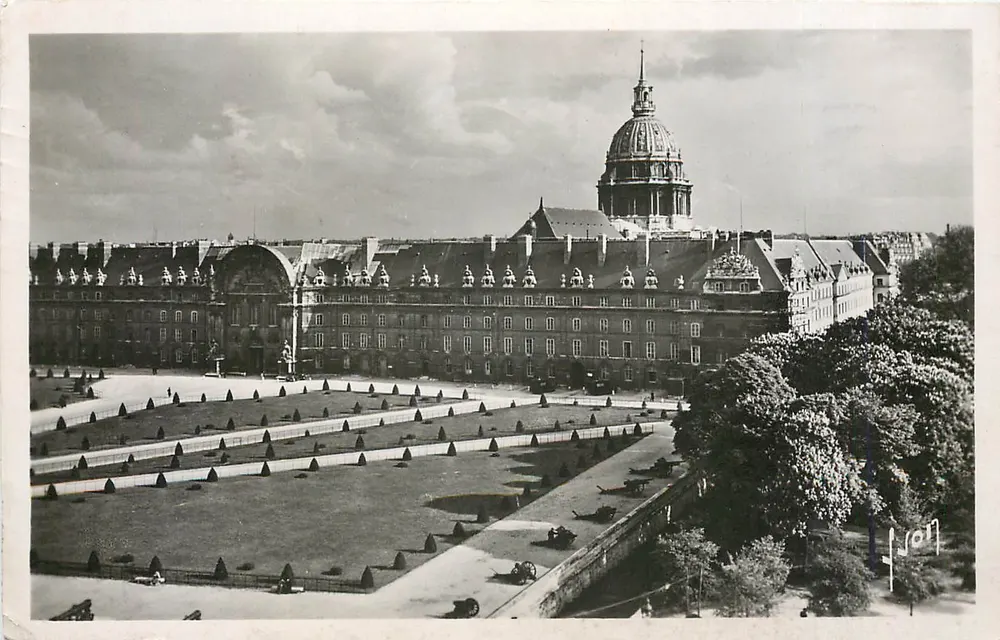 Hôtel des Invalides — Paris — Edições d'Art - Frente