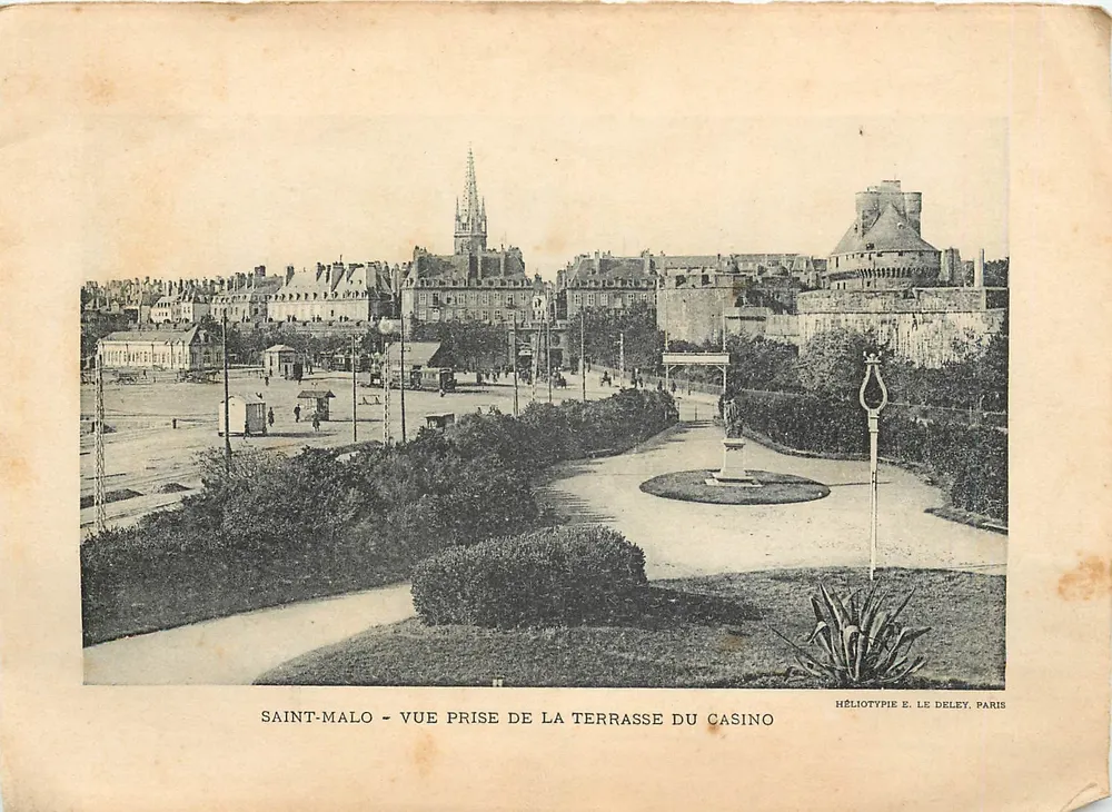 Saint-Malo - Ansicht vom Terrassenbereich des Casinos — Héliotypie E. Le Deley, Paris - Vorderseite
