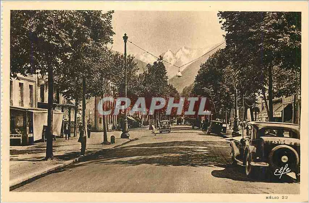 Luchon - A Avenida d'Étigny — Héliogravure Labouche Toulouse, n°305 - Frente