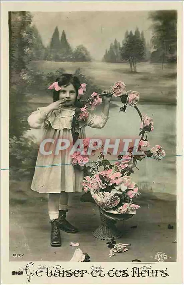Menina com flores — 'Este beijo e estas flores' — editor não identificado, n° de série 9153 - Frente