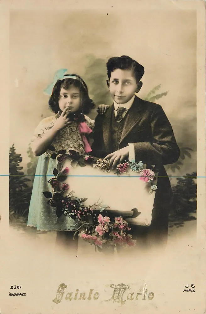 Santa Maria — Crianças com coroa de flores — J.C. PARIS - Frente
