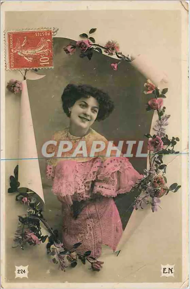 Jovem mulher em vestido rosa — decoração floral — E.N. n°224 - Frente