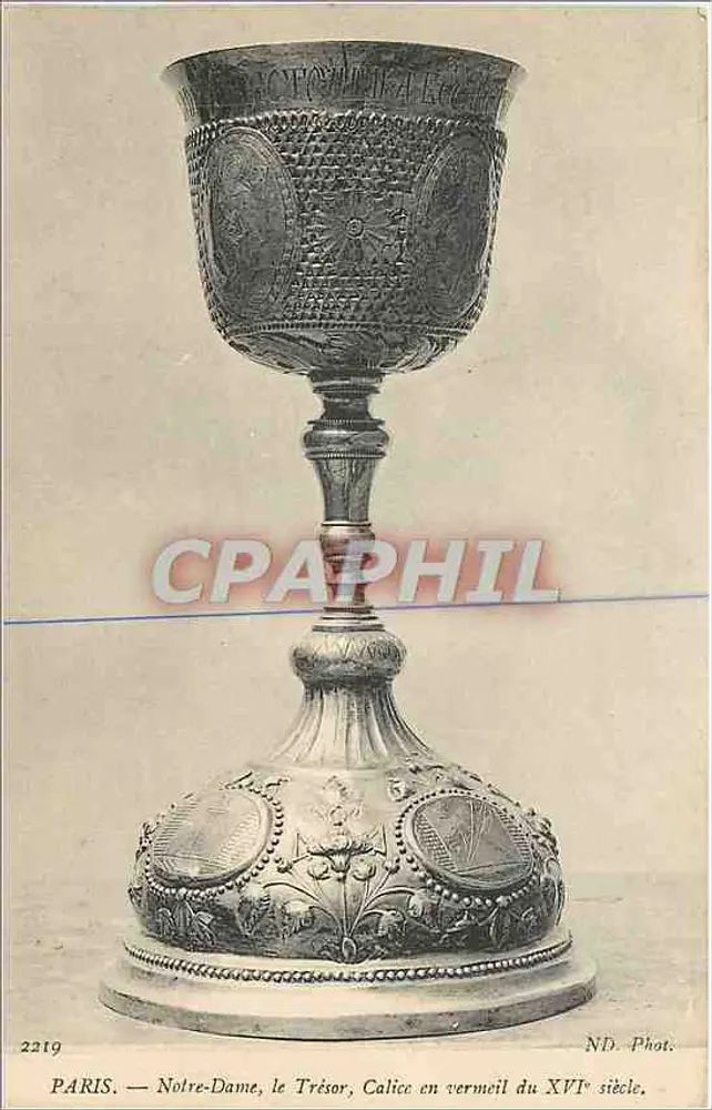 Paris — Notre-Dame, o Tesouro, Calice em prata do século XVI — ND. Fot. n°2219 - Frente