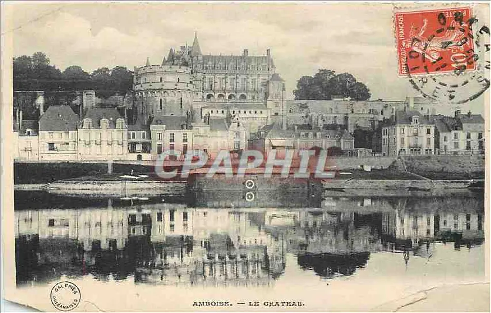 Amboise — Le Château — Galeries D'Anjou - Frente