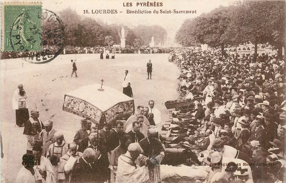 Lourdes — Bênção do Santíssimo Sacramento — Editor: dos Magasins du Monde Catholique - Frente