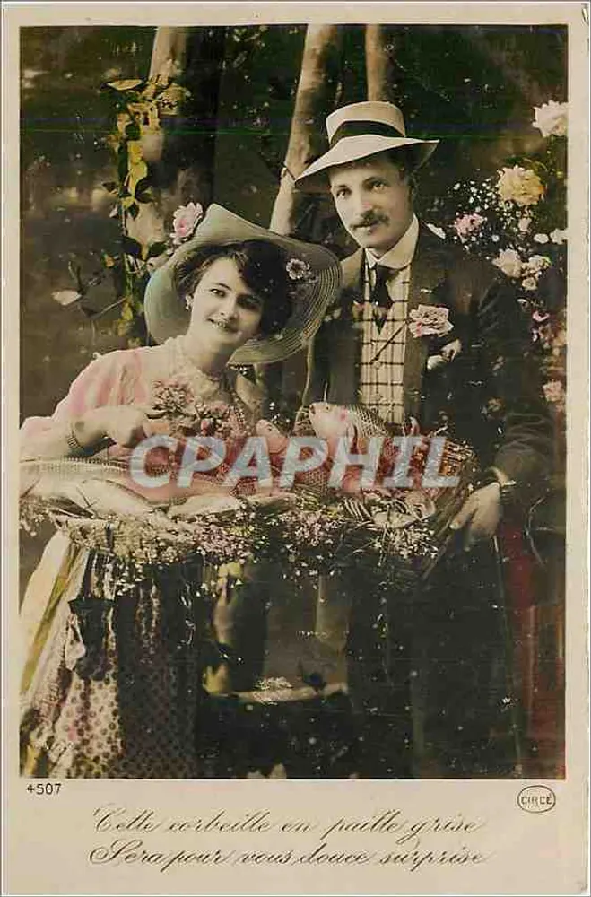 Casal ao ar livre — decoração floral — CIRCE n°4507 - Frente