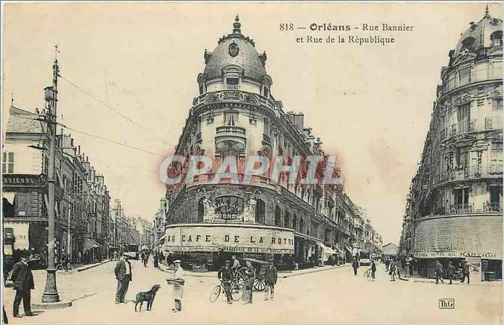 Orléans - Rue Bannier et Rue de la République — Café de la Roche — Th.G, n°818 - Recto