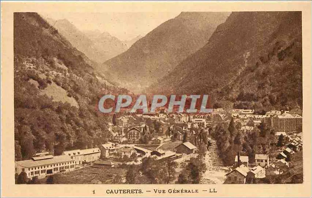 Cauterets — Vista Geral — LL - Frente