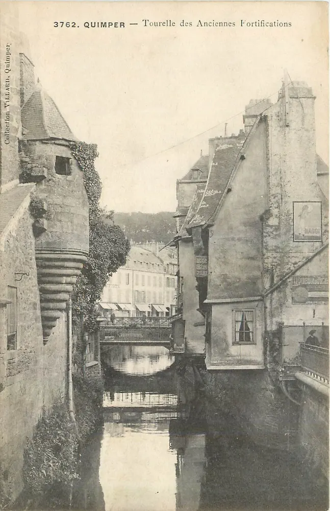 Quimper — Torre das Antigas Fortificações — Coleção Villart, n°3762 - Frente