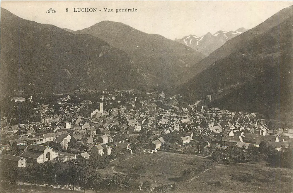 Luchon - Vista geral — série 8 — Strasbourg - Frente