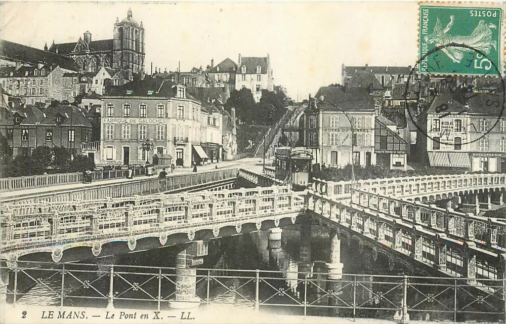 LE MANS — O Ponte em X — LL. — Foto Douin - Frente