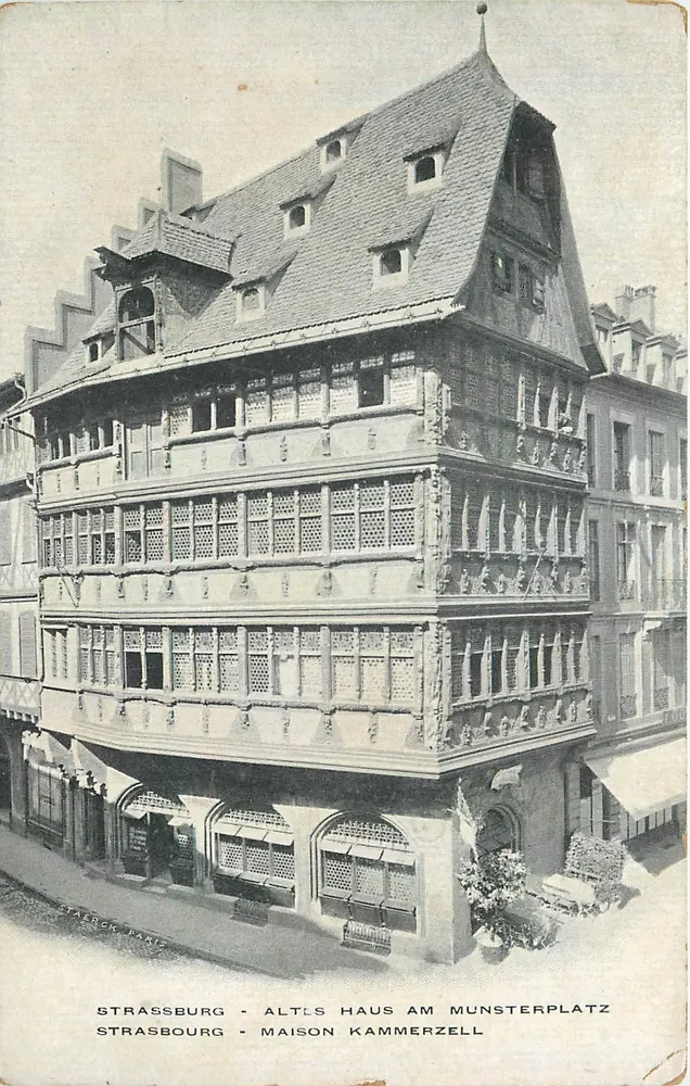 Estrasburgo - Velho Haus am Münsterplatz — editor Starck, Paris - Frente