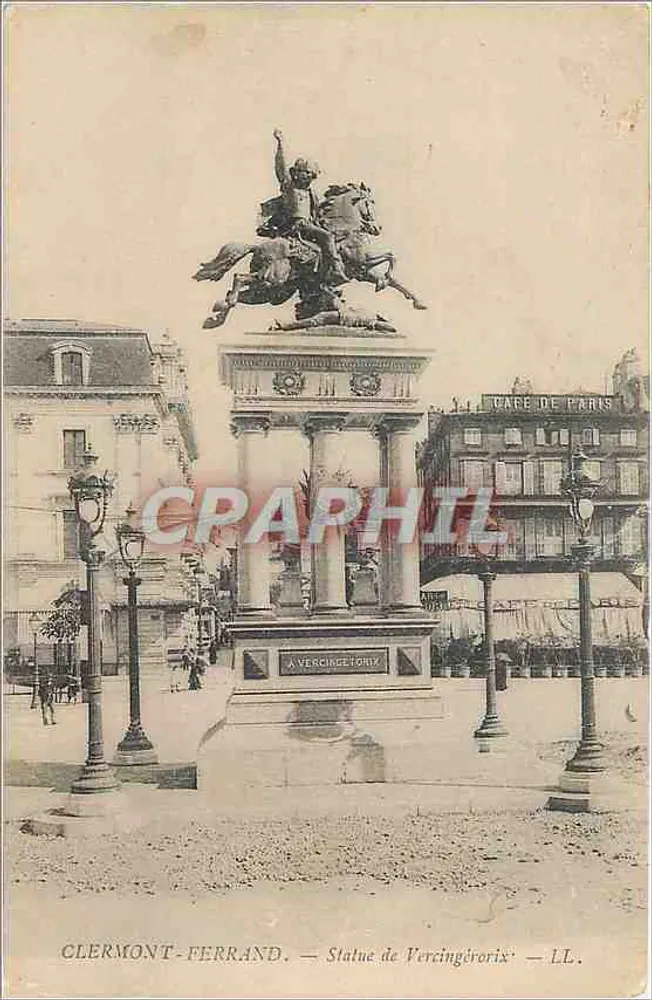 Clermont-Ferrand — Estátua de Vercingétorix — LL. - Frente