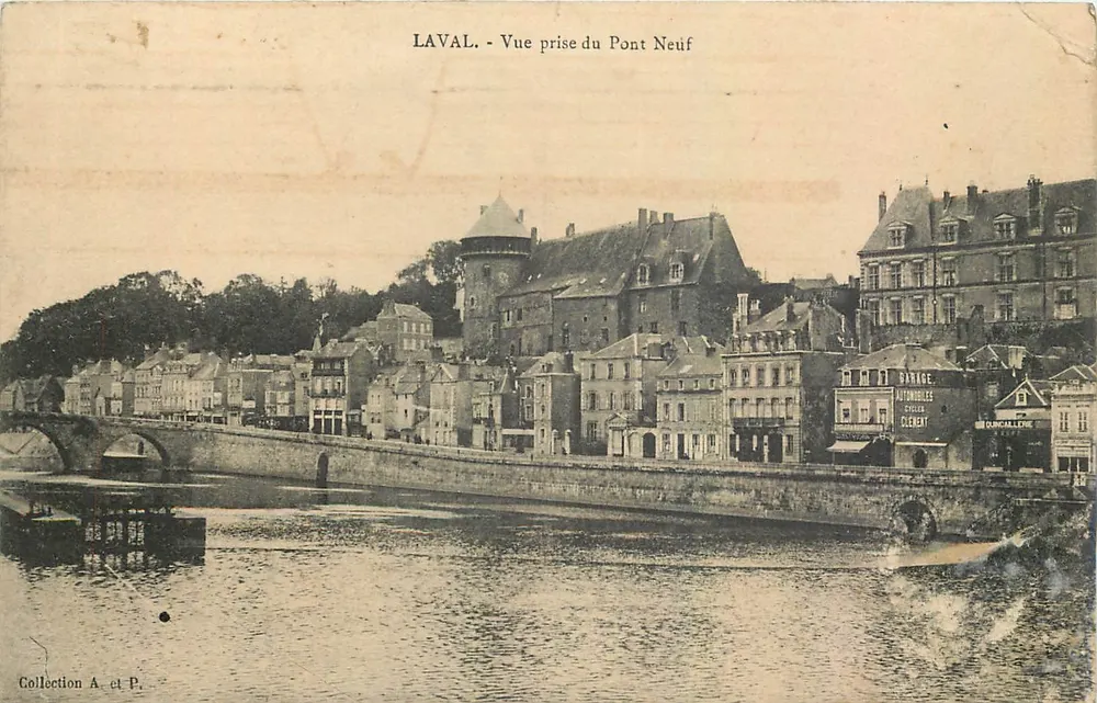 Laval - Vista tirada do Ponte Nova — Coleção A. e P. - Frente