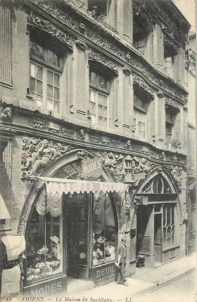 Amiens — The Sagittarius House — LL - Front