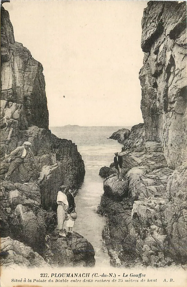 PLOUMANACH (C.-du-N.) - O Abismo — A.B. n°237 - Frente
