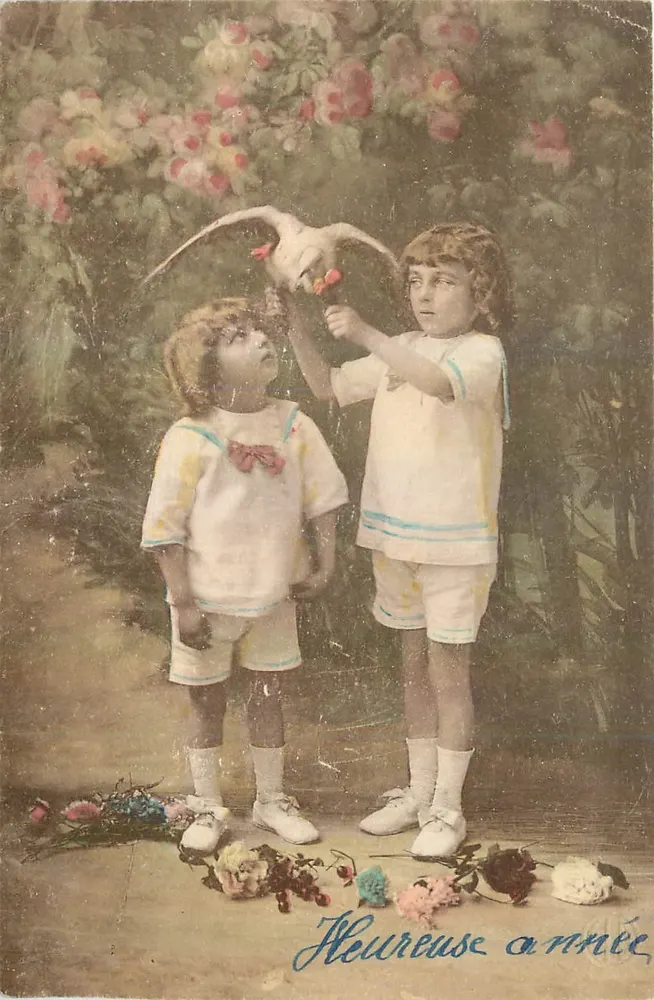 Dois crianças com um pombo — Série 5009 — Le Père, Paris - Frente
