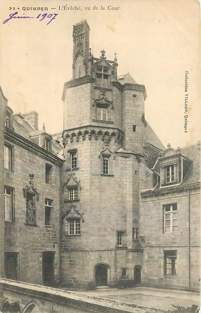 Quimper — O Bispo, vista da Cour — Coleção Villard, Quimper - Frente