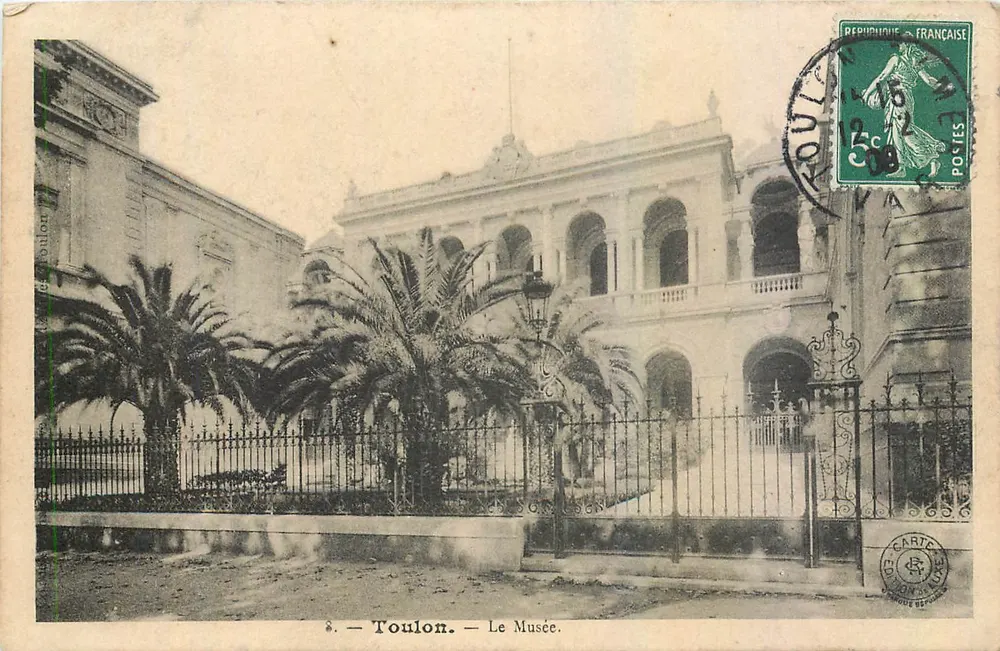 Toulon — O Museu — Editor: Carte Postale Toulon, n°8 - Frente