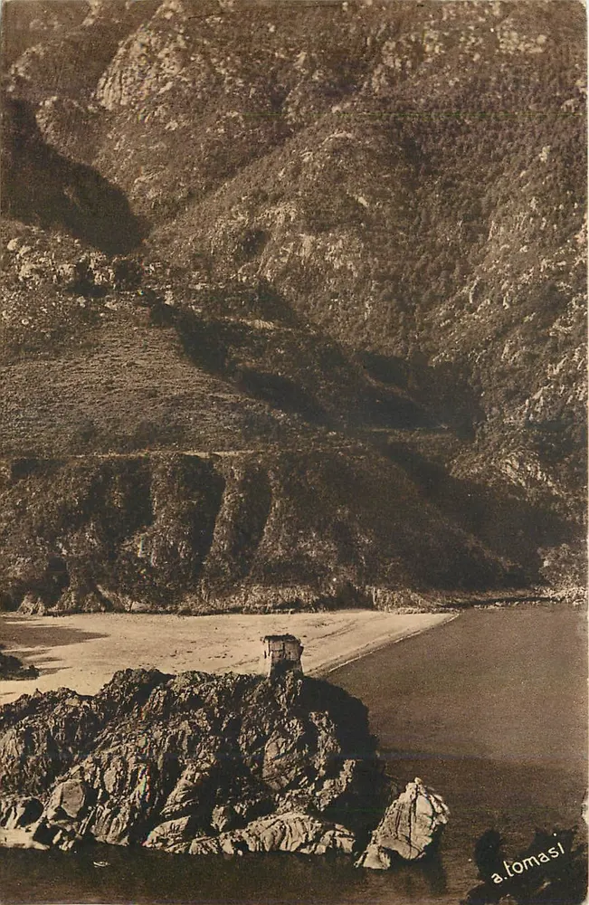 Widok na jezioro Sainte-Croix — Ajaccio — Foto A. Lomasi - Awers