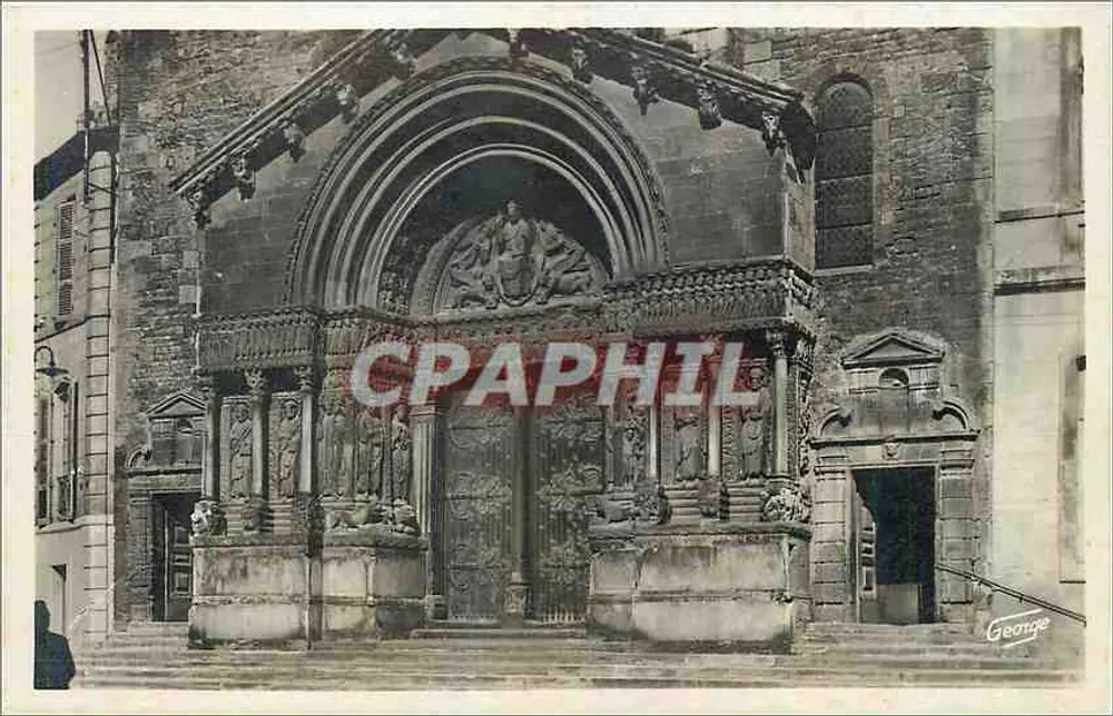 Portal der Kathedrale Saint-Trophime — Arles-en-Provence — Photo George - Vorderseite