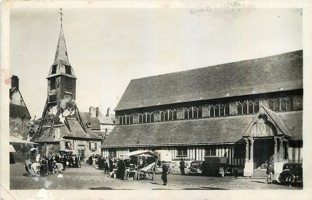 HONFLEUR — Mercado e Igreja de Santa Catarina — Bilhete postal antigo n°139 - Frente