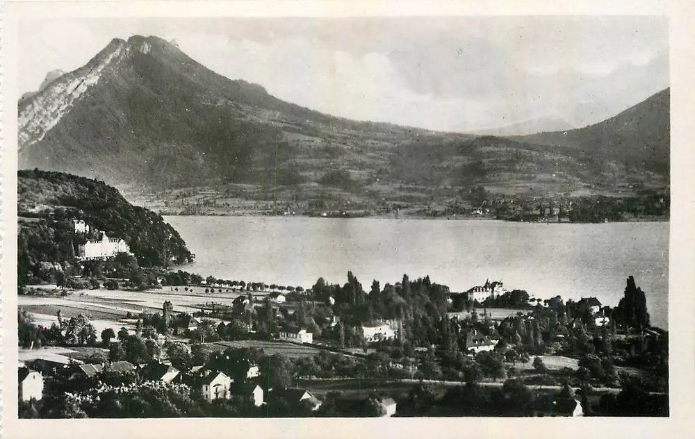Menthon-Saint-Bernard — Vista geral e o lago — Edição Gil, Annecy, n° 1308 - Frente