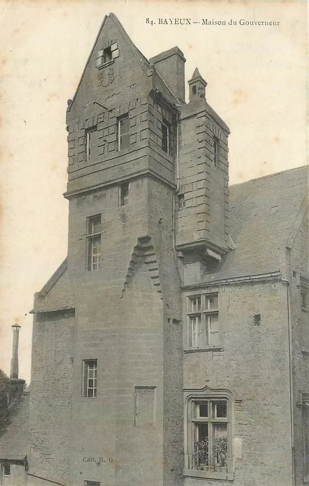 Bayeux — Huis van de Gouverneur — Gall. R. D. - Voorkant