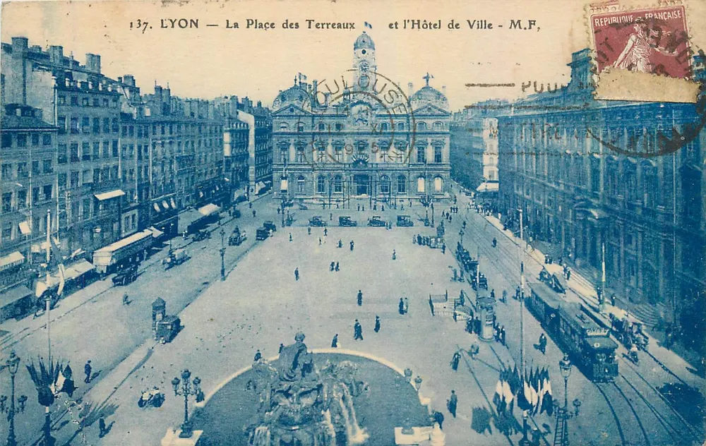 Lyon — Place des Terreaux und das Rathaus — M.F. - Vorderseite