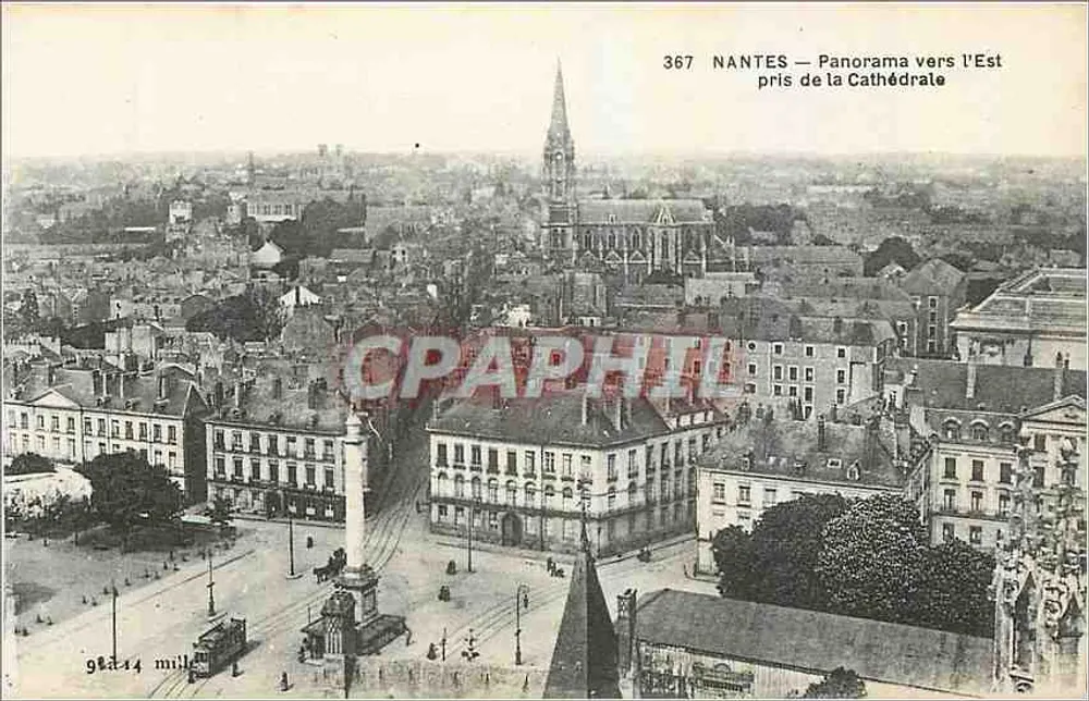 NANTES — Panorama para leste tirado da Catedral — F. Chaapeau, imp.-edit., Nantes - Frente