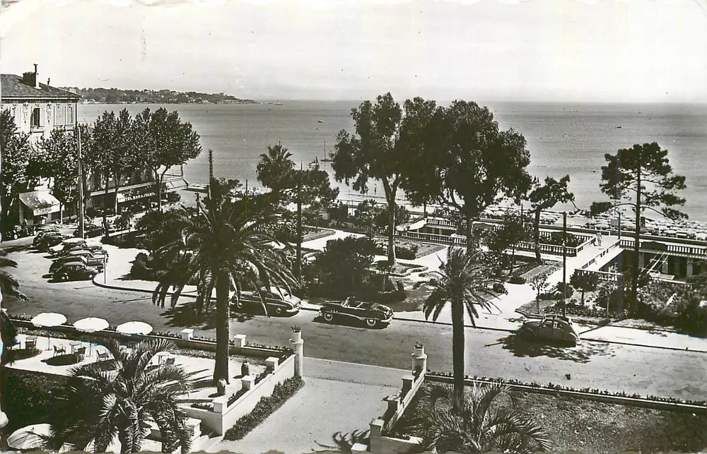 Juan-les-Pins — Les nouveaux jardins — Éditions A.P.L.A. n°4 b - Recto