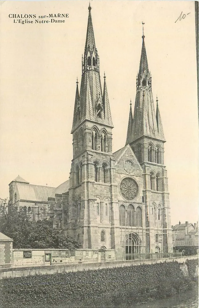 Chalons-sur-Marne — A Igreja Nossa Senhora — editor PABAC, n°10 - Frente