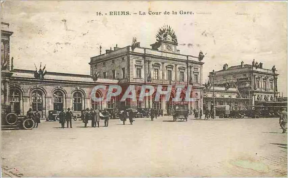 Reims — A Cour da Gare — Editor desconhecido, n° 16 - Frente