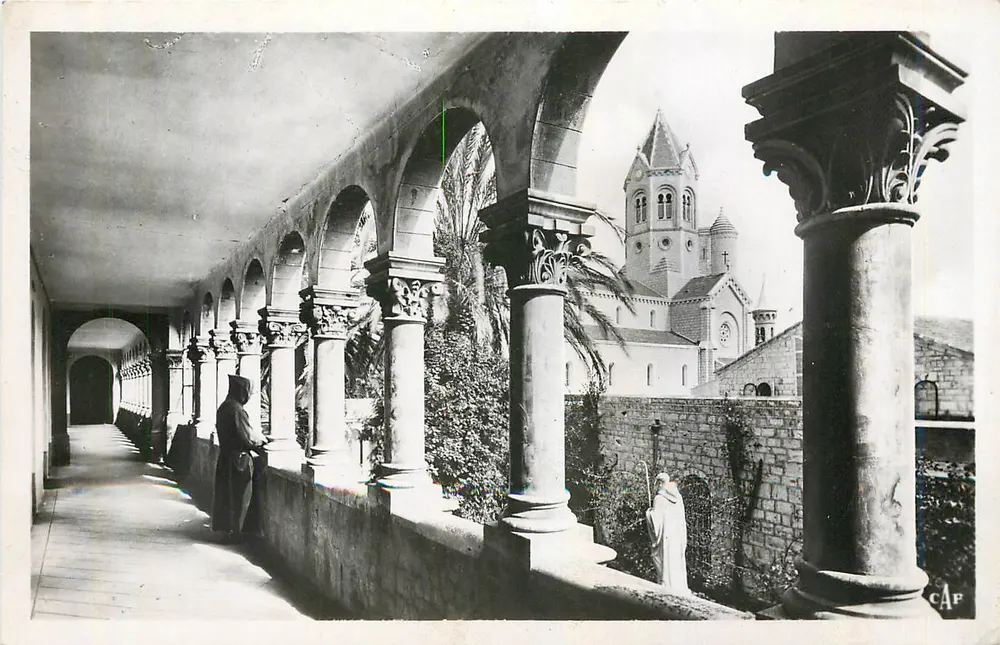 Abbaye de Notre-Dame de Lérins — Ile Saint-Honorat — Photographie Véritable — CAF - Recto