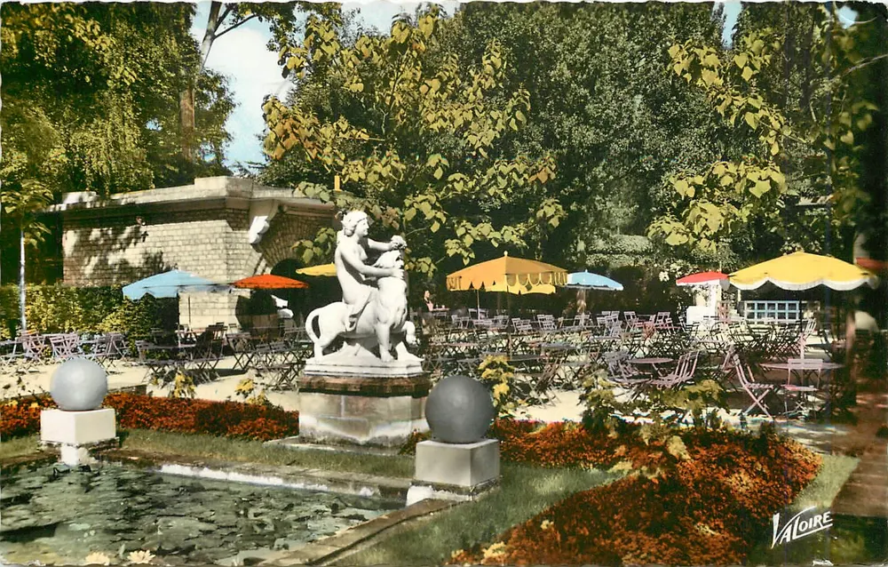 Les Merveilles du Berry — Le bassin aux nénuphars et la buvette — Éditions Valoire - Recto