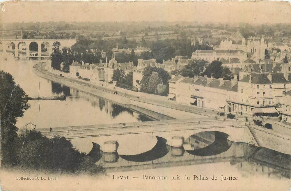 Laval — Panorama tirado do Palácio de Justiça — Coleção B. D., Laval - Frente