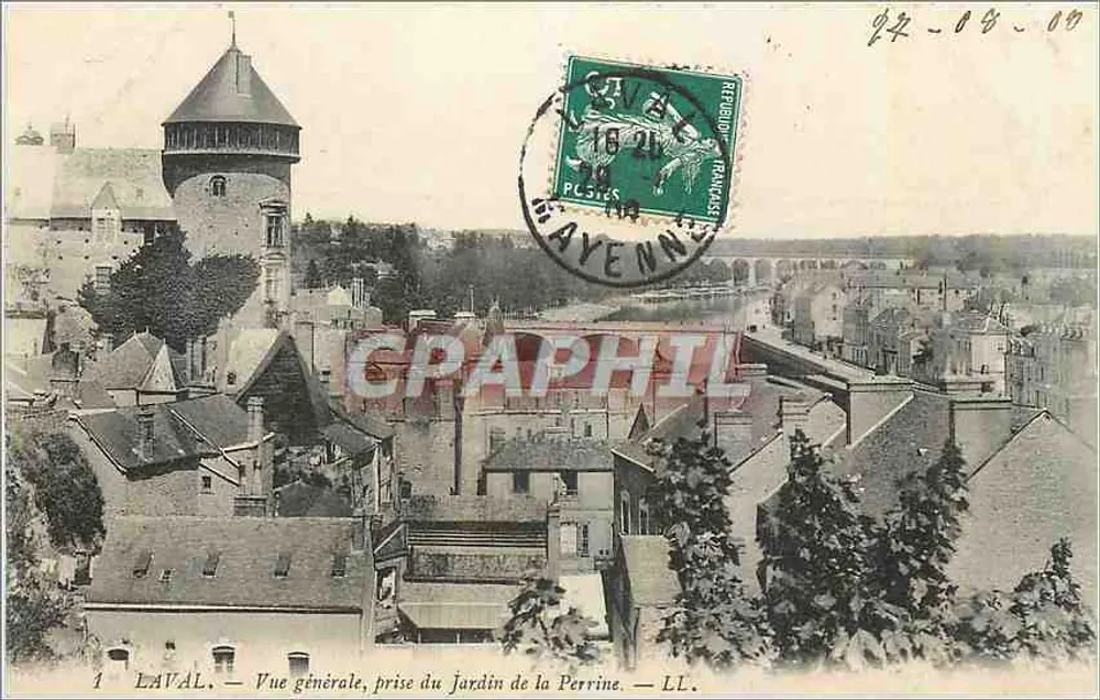 Laval — Vue générale, prise du jardin de la Perrine — LL. - Recto