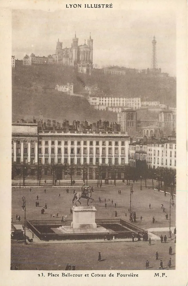 Place Bellecour et Coteau de Fourvière — Lyon — Lyon Illustré, n°23 - Recto
