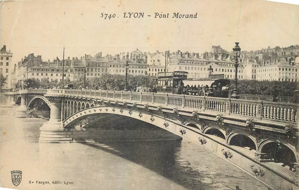 LYON - Pont Morand — vista do ponte sobre o rio Ródano com trêmio — S. Farges, editor Lyon, n° 5740 - Frente